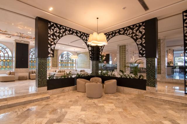 One Resort Premium