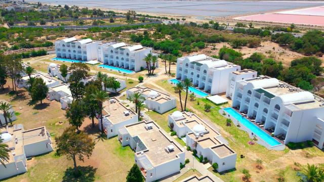 One Resort Premium