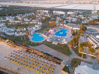 One Resort Premium