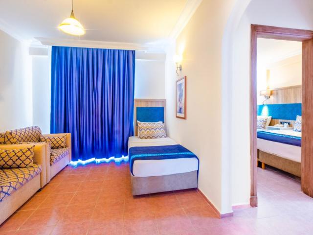 Big Blue Suite