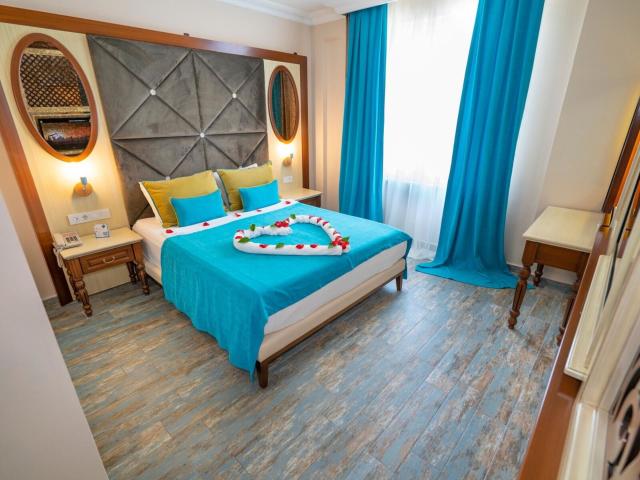 Big Blue Suite
