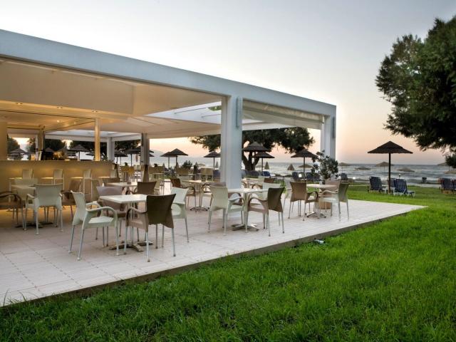 Geraniotis Beach Resort