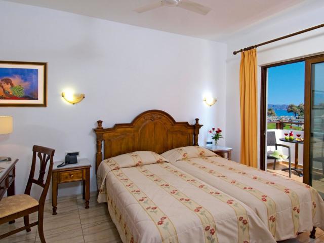 Geraniotis Beach Resort