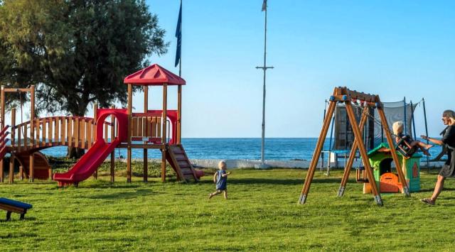 Geraniotis Beach Resort