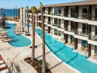Nalu Resort & Spa