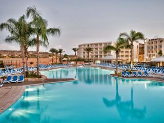 Seabank Resort & Spa