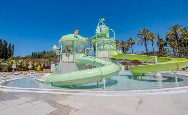 Melas Holiday Village