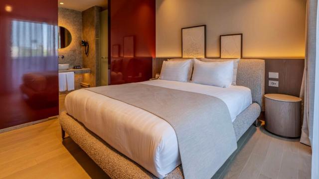 Melas Holiday Village
