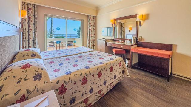 Melas Holiday Village