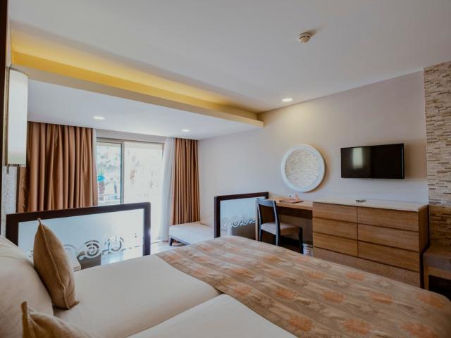 Melas Holiday Village