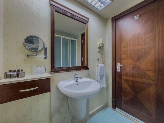 Melas Holiday Village