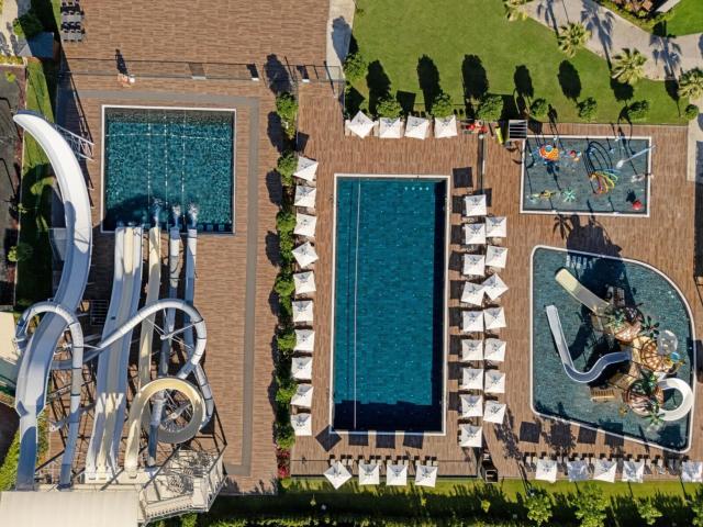 Jacaranda Luxury