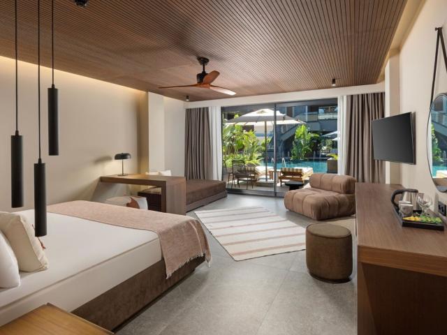 Jacaranda Luxury