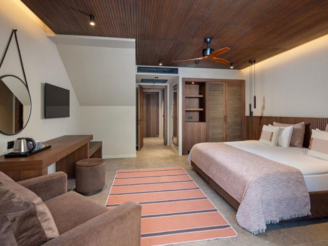 Jacaranda Luxury