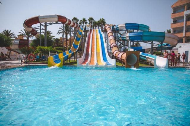 aquapark v susednom hoteli Playa Sol SPA