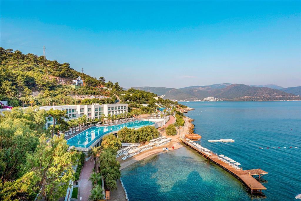Blue Dreams Resort