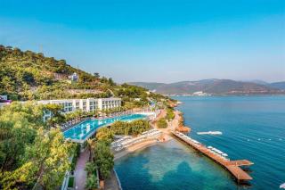 Blue Dreams Resort