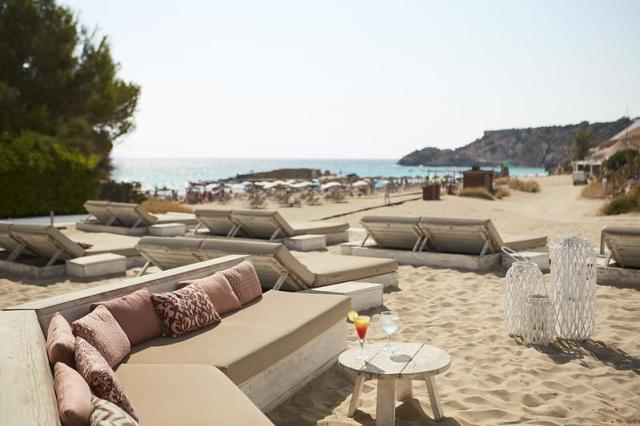T-beach reštaurácia a bar
