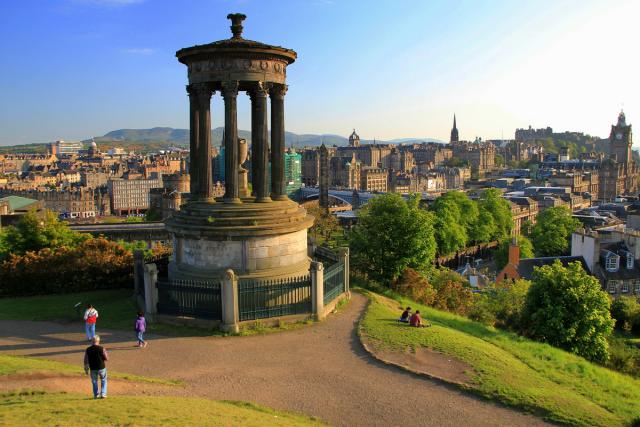 Edinburgh z Calton Hillu