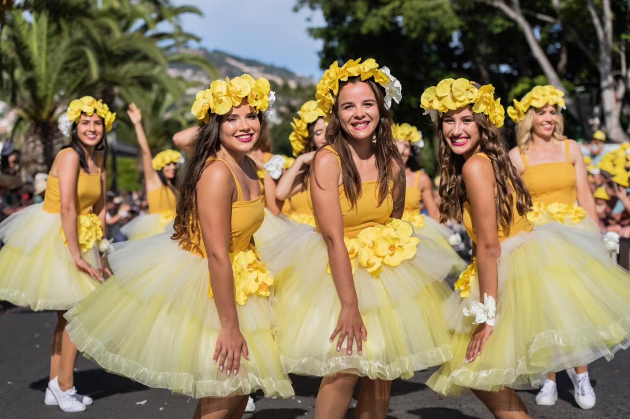 Madeira - Poznávání A Květinové Slavnosti