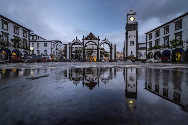 Ponta Delgada je největším městem na Azorských ostrovech