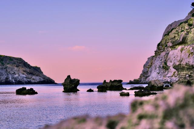 Viewpoint Anthony Quinn Bay