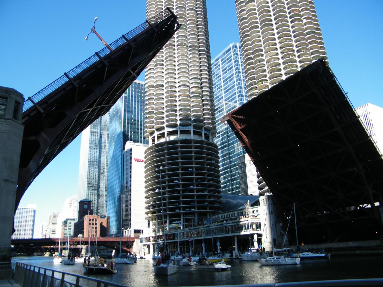 McCormick Bridgehouse & Chicago River Museum