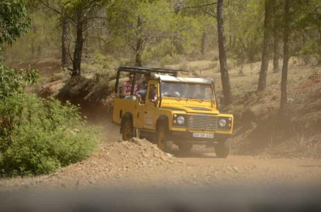 Jeep Safari