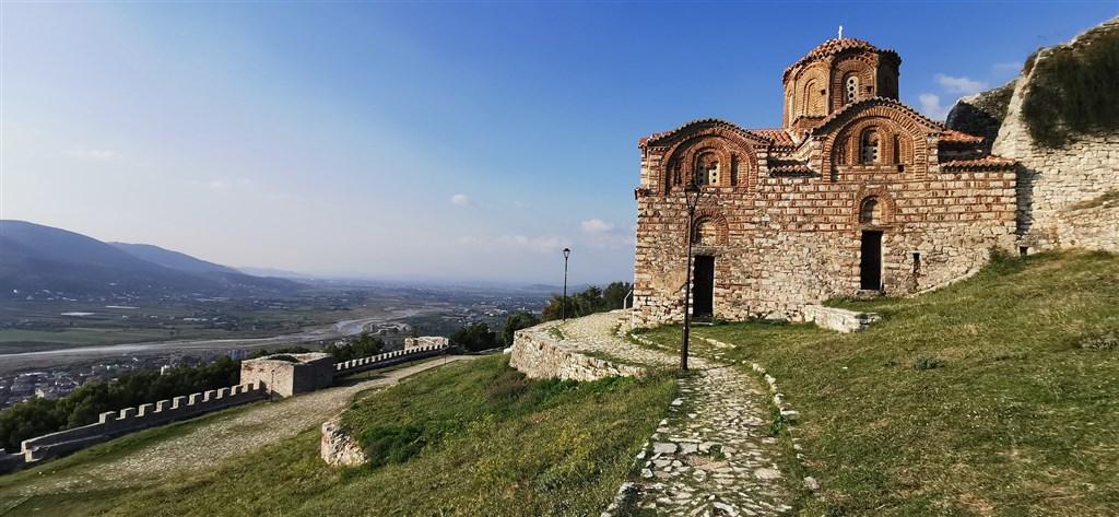 albania-g58b72f90c_1920.jpg
