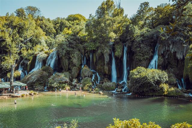 waterfall-6567497.jpg