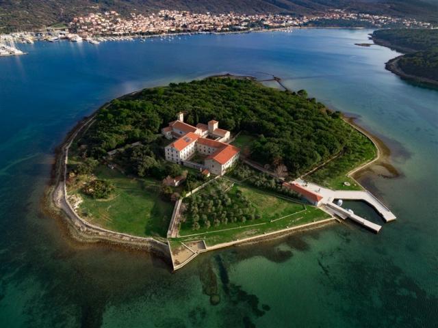 Otoček-Košljun.jpg