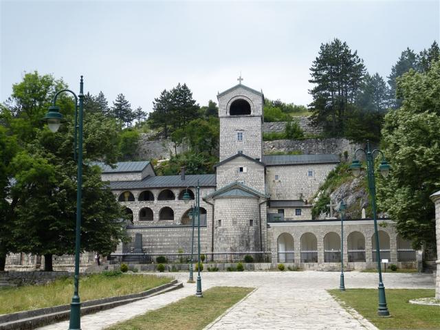 cetinje-824518.jpg