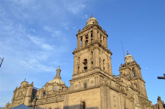 cathedral-2670083.jpg