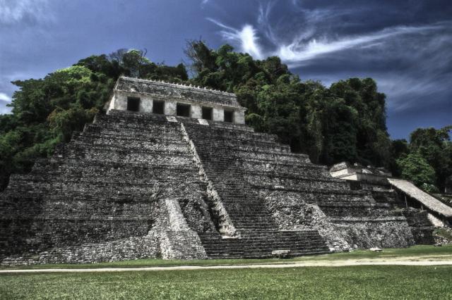 pyramid-931738.jpg