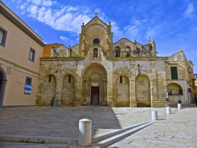 Lecce-882658_1920.jpg