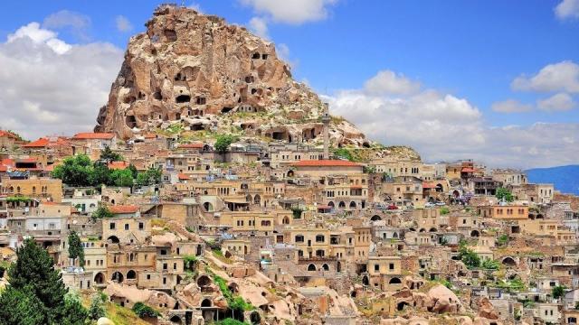 Uchisar.jpg