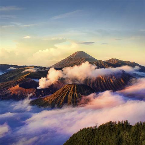 mountain-6654902.jpg
