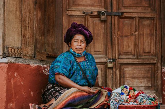 traditional-costume-6380759.jpg