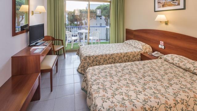 Hotel GHT Costa Brava - pokoj