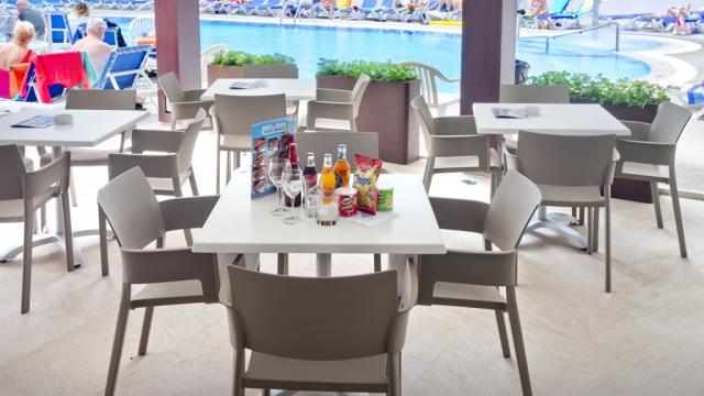 Hotel GHT Costa Brava - terasa