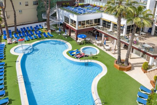 Hotel GHT Costa Brava - bazén