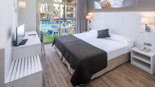Hotel GHT Costa Brava - pokoj