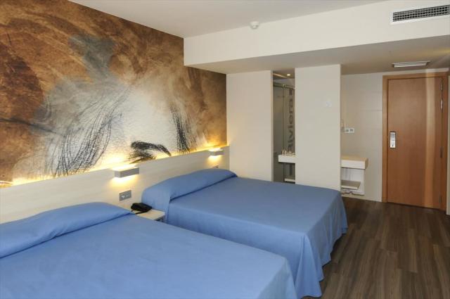 Hotel Riviera - pokoj