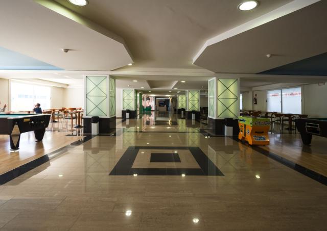Hotel Riviera - lobby