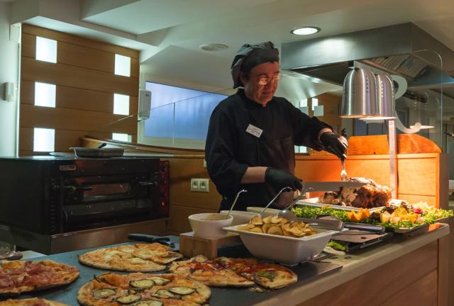 Hotel Riviera - show cooking