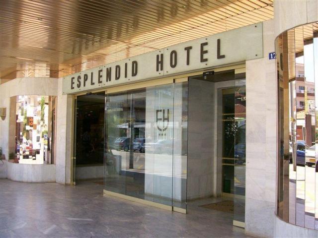 Hotel Esplendid - vstup do hotelu