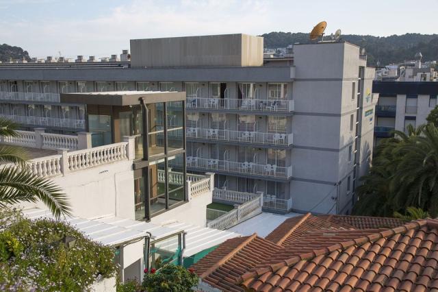 Hotel Don Juan Tossa - pohled na budovu