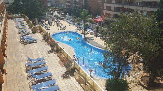Hotel Bon Repos - bazén