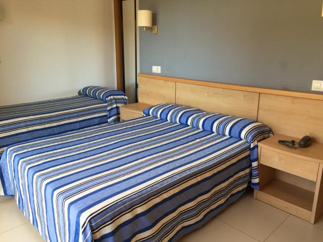 Hotel Bon Repos - pokoj