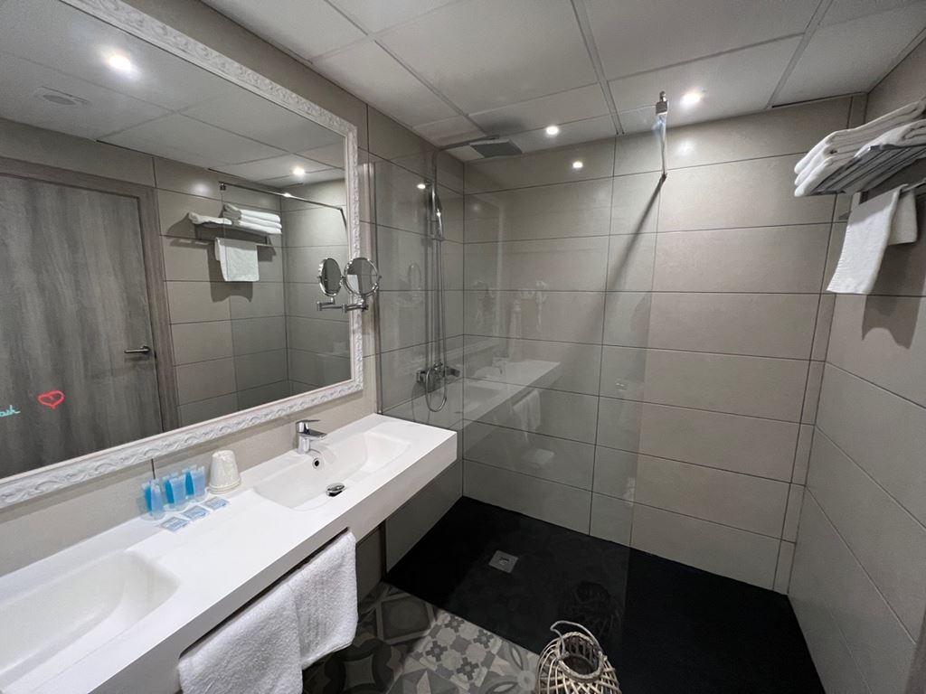 Hotel Sorra Daurada Splash - koupelna